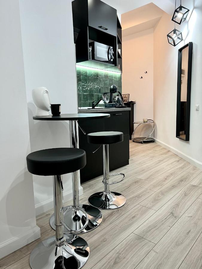 Green Spot - Premium Studio - Sanador Victoriei Бухарест Экстерьер фото