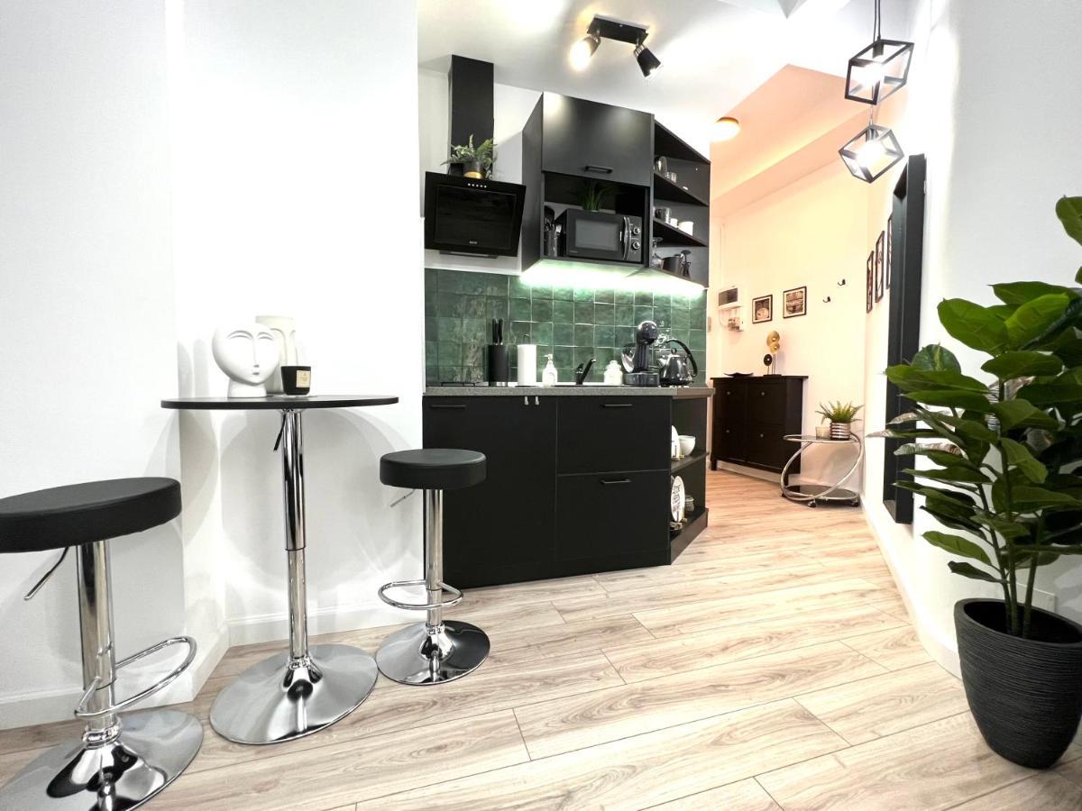 Green Spot - Premium Studio - Sanador Victoriei Бухарест Экстерьер фото
