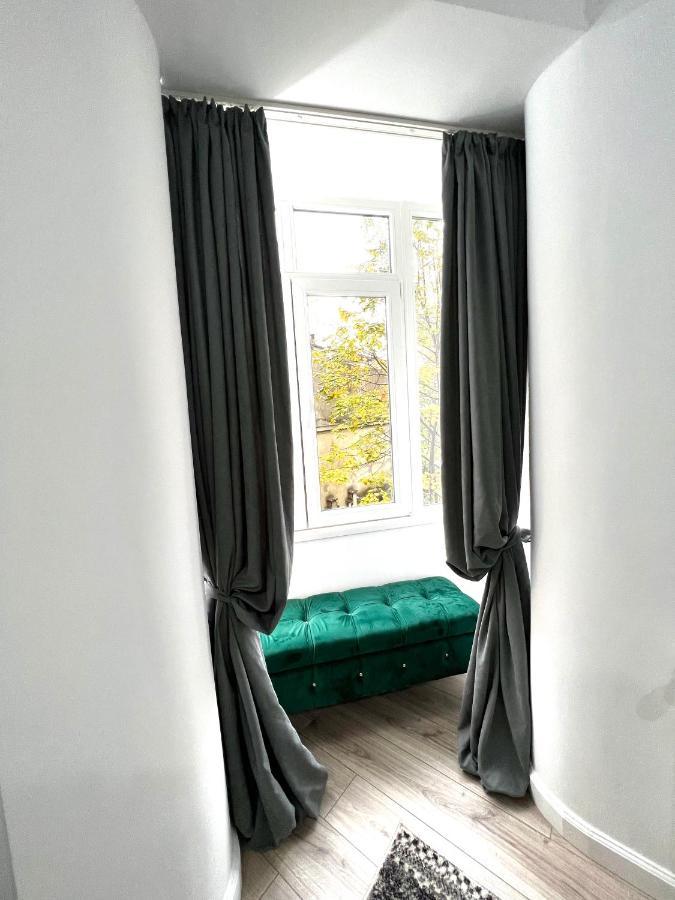 Green Spot - Premium Studio - Sanador Victoriei Бухарест Экстерьер фото