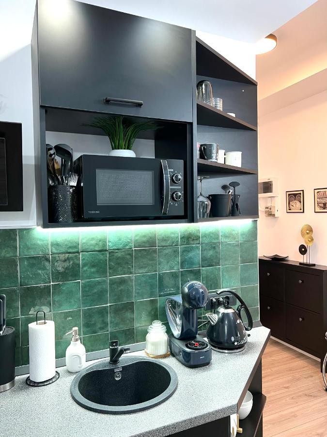 Green Spot - Premium Studio - Sanador Victoriei Бухарест Экстерьер фото