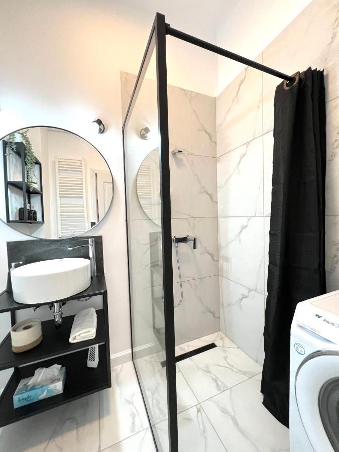 Green Spot - Premium Studio - Sanador Victoriei Бухарест Экстерьер фото